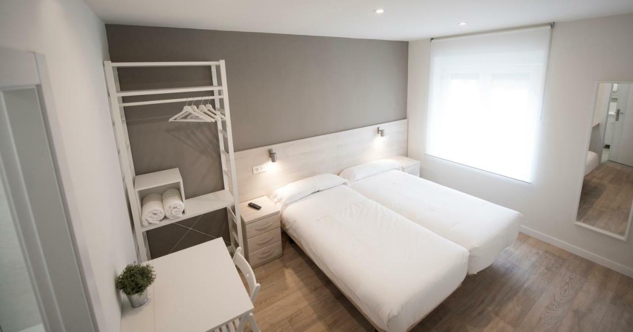 Twin Room with Private Bathroom,780015153:JPEG